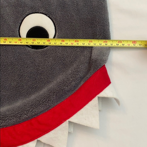 Blankie Tails Shark Blanket Kids Novelty Comfy Lounge Blanket Bag - Picture 3 of 13